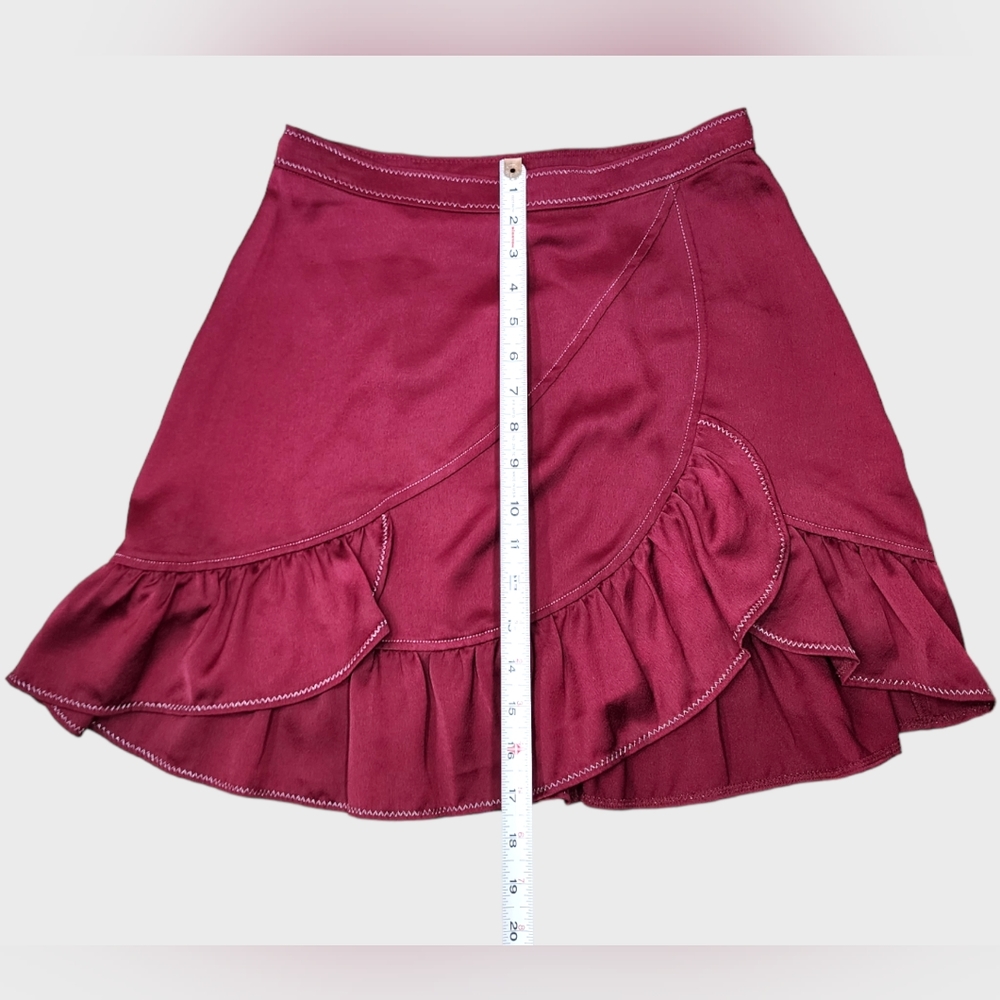 Devlin Brielle Ruffle Mini Skirt | Size 6 - Picture 10 of 12